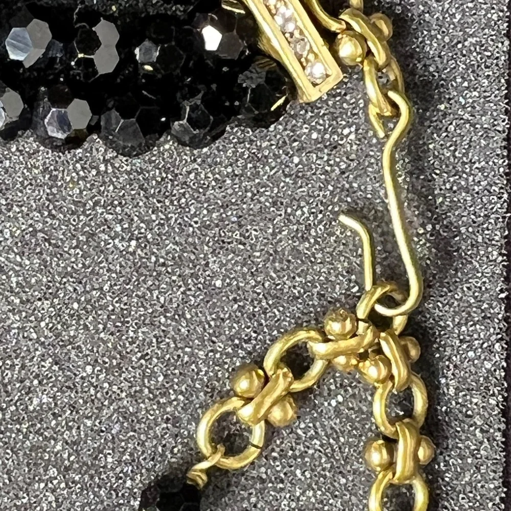 HEIDI DAUS "AN AFFAIR TO REMEMBER" 4 STRAND NECKLACE & EARRINGS SET Black & Red - Picture 9 of 14